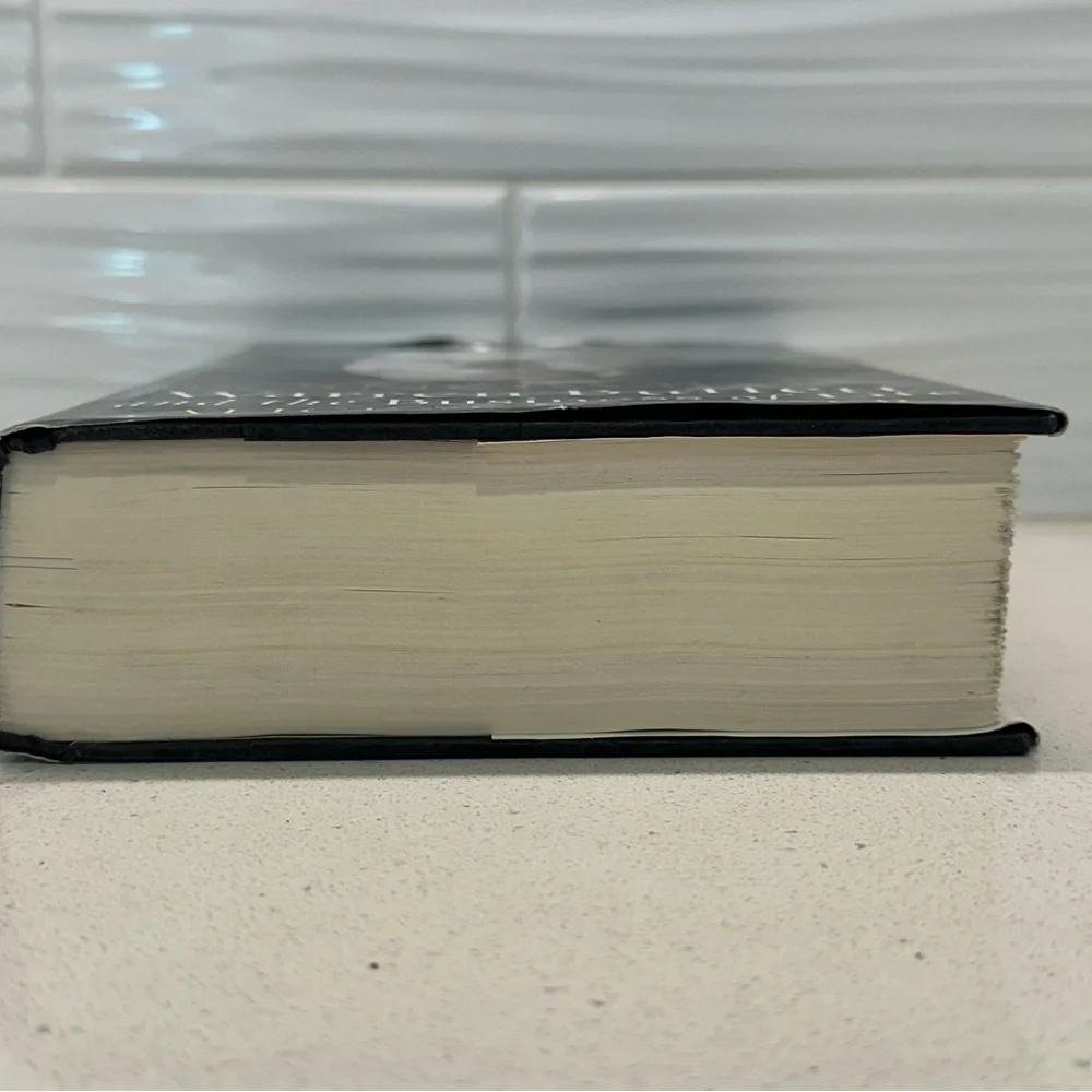 The Snowball: Warren Buffett and the Business of Life - Hardcover